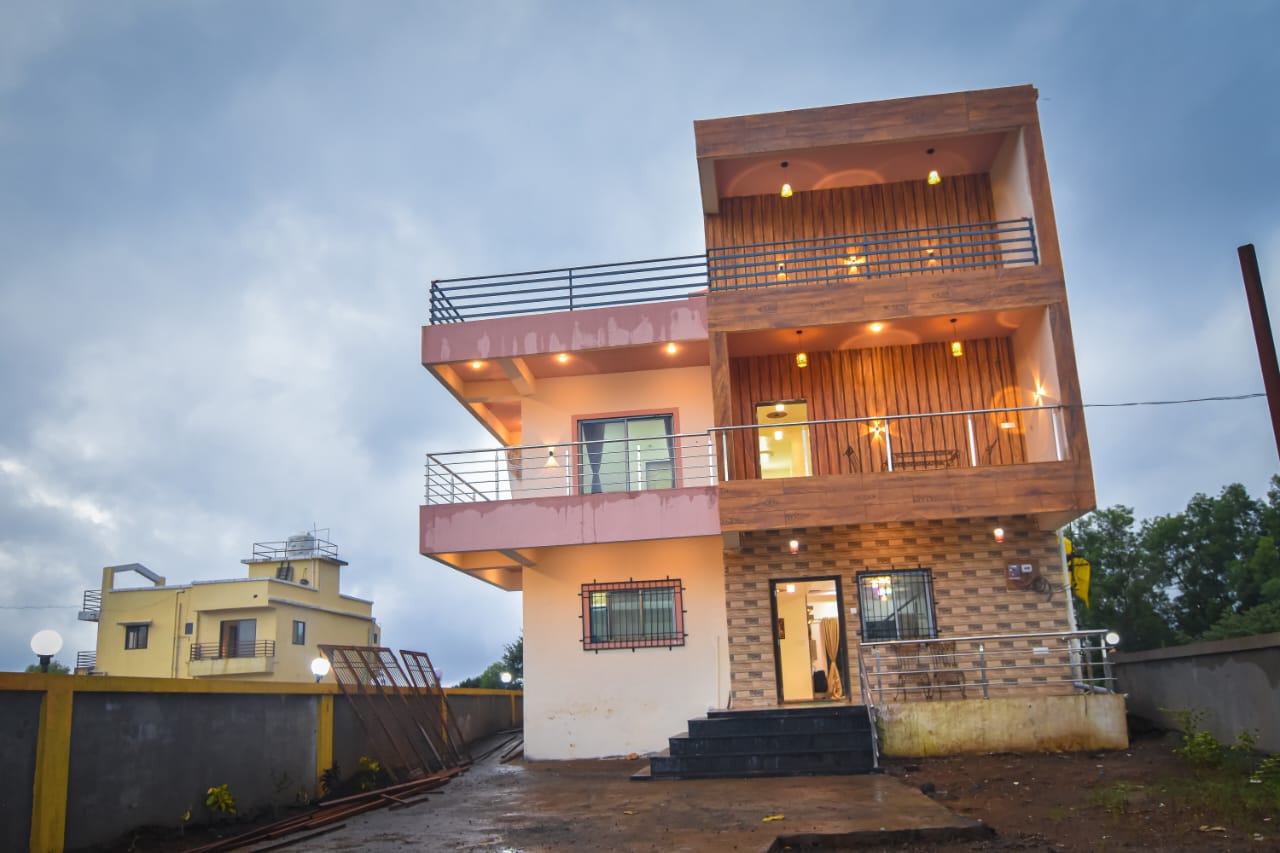 WhatsApp Image 2022-11-07 at 7.18.05 PM (2)